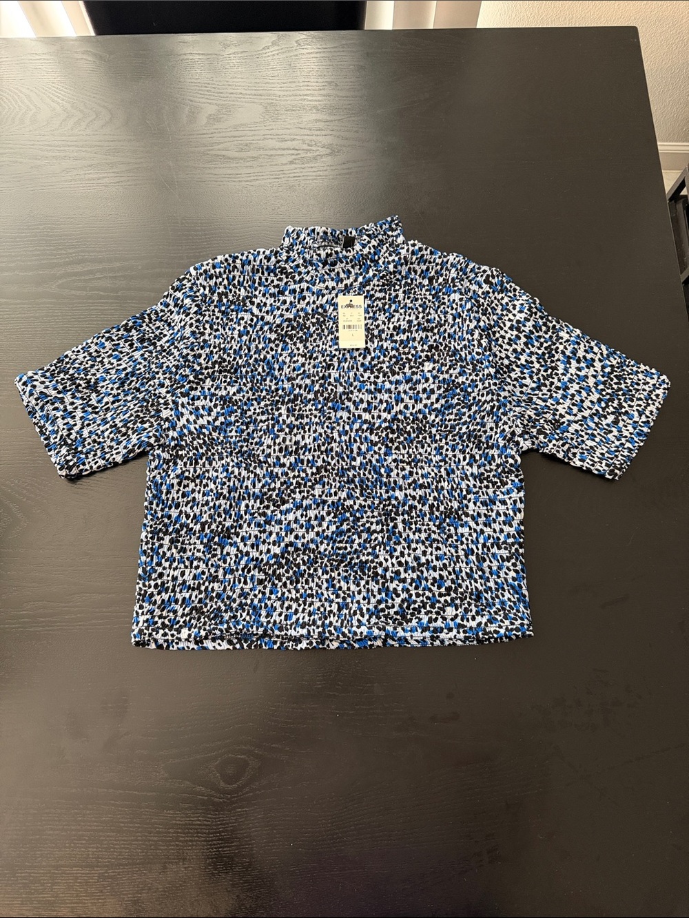 Express - Short-Sleeve Printed Shirt in Blue, Black & White